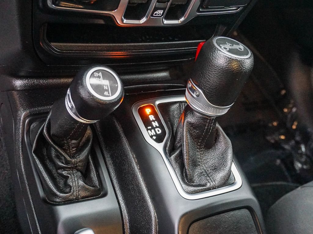 Used 2018 Black Jeep Unlimited Rubicon image 23