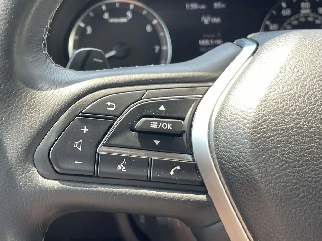 Used 2022 Gray INFINITI PURE image 22