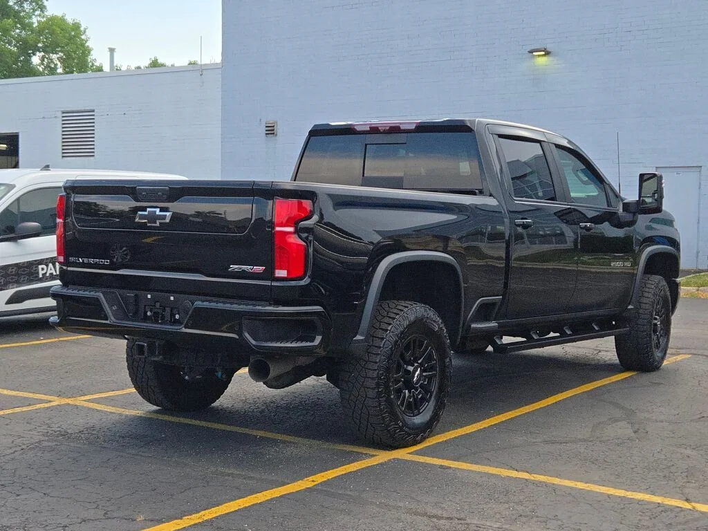 Used 2024 Black Chevrolet ZR2 image 13