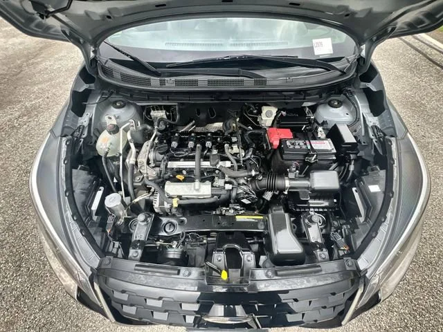 Used 2023 Gray Nissan SR Xtronic CVT image 29