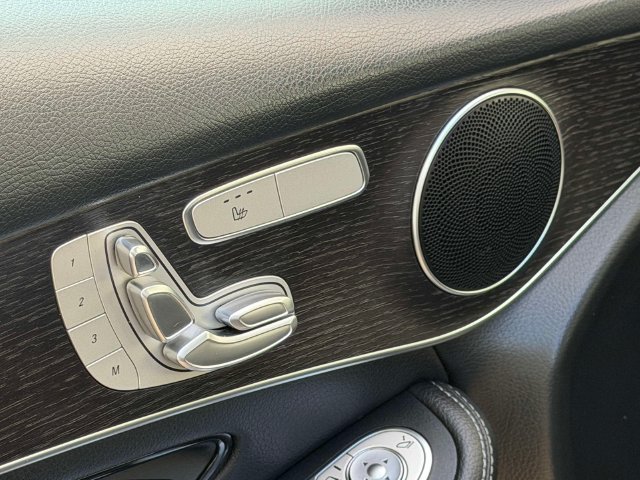 Certified Used 2022 Gray Mercedes-Benz GLC 300 image 17
