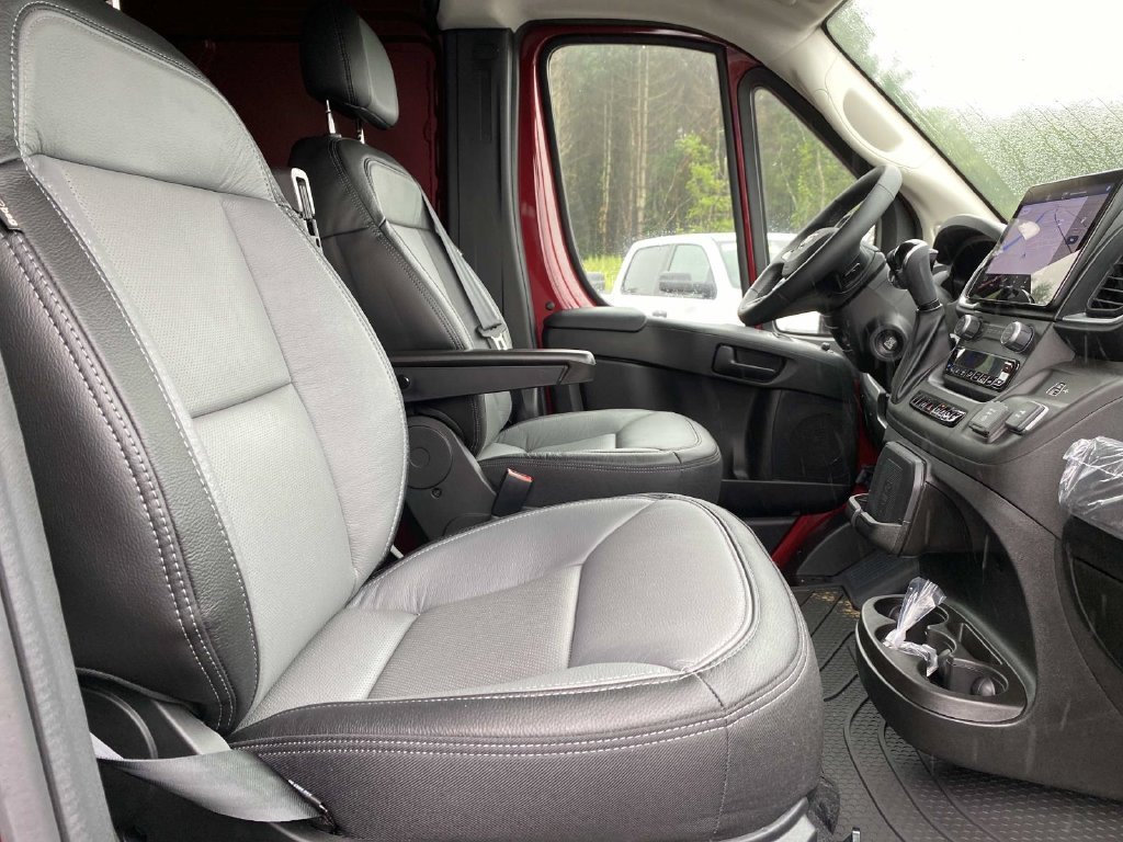 Used 2025 Red Ram High Roof image 21
