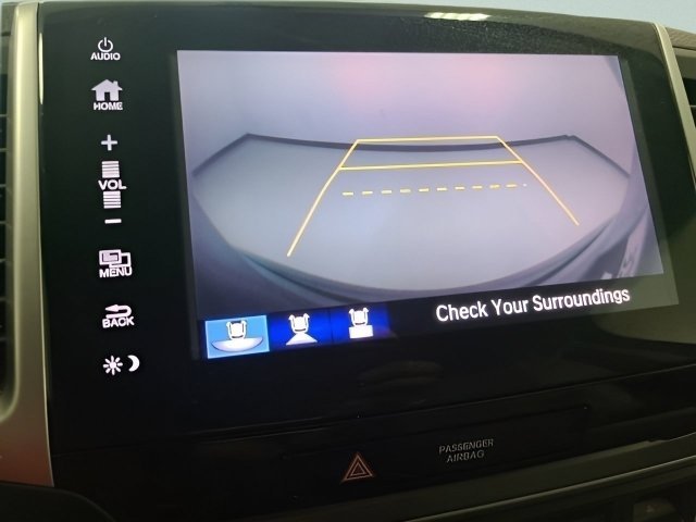 Certified Used 2018 Lunar Silver Metallic Honda EX-L image 32