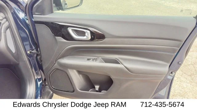 New 2026 Blue Jeep Latitude image 34