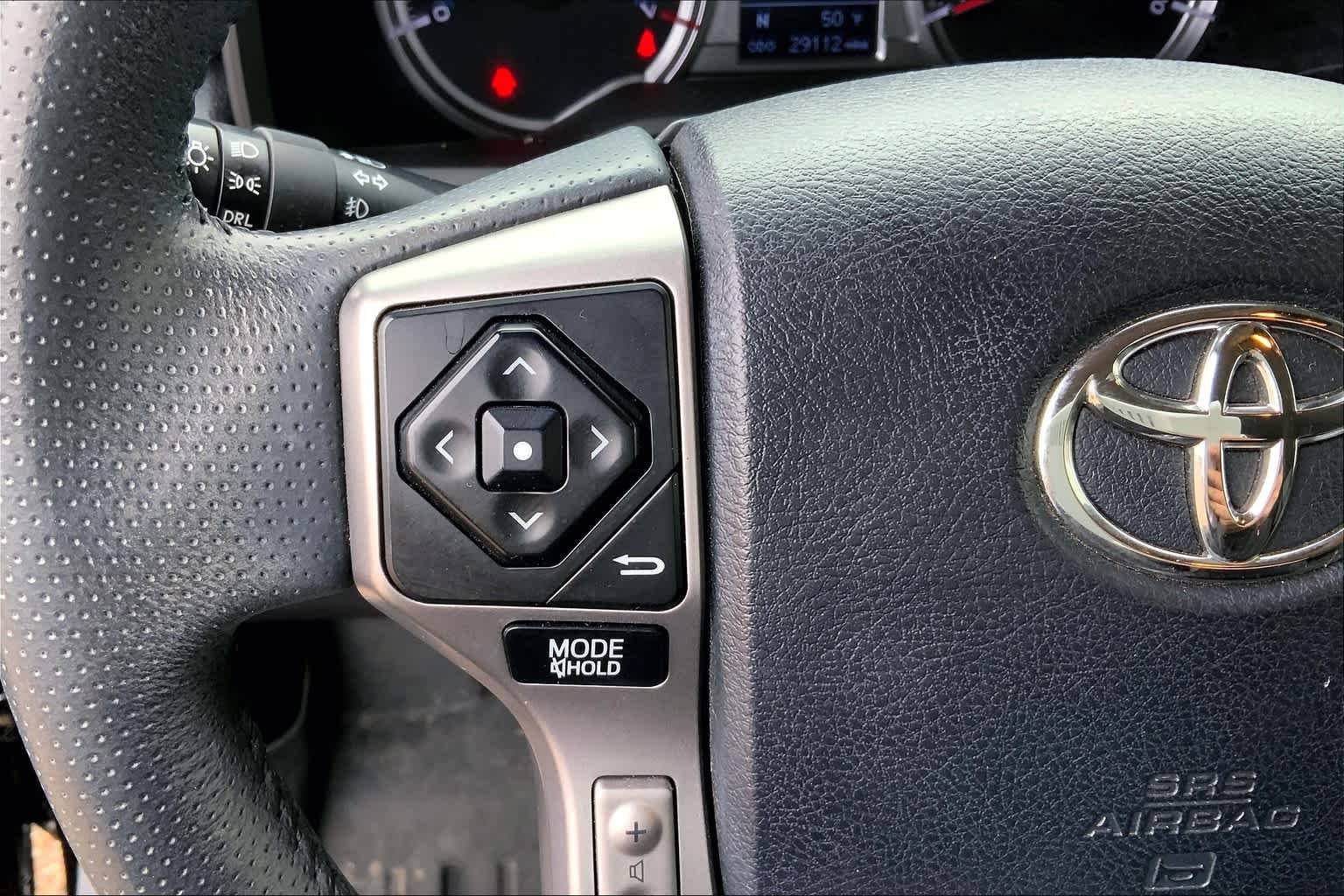 Used 2018 Midnight Black Metallic Toyota SR5 Premium image 22