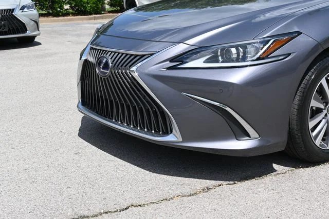 Certified Used 2020 NEBULA GRAY PEARL Lexus 300h image 12