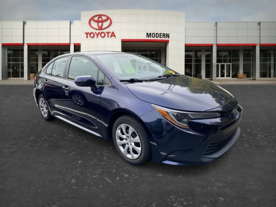 Used 2023 Blueprint Toyota LE image 2