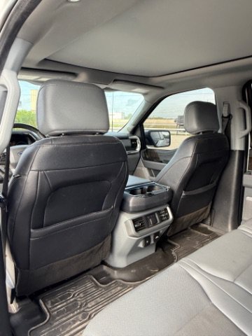 Used 2022 White Ford LARIAT image 16