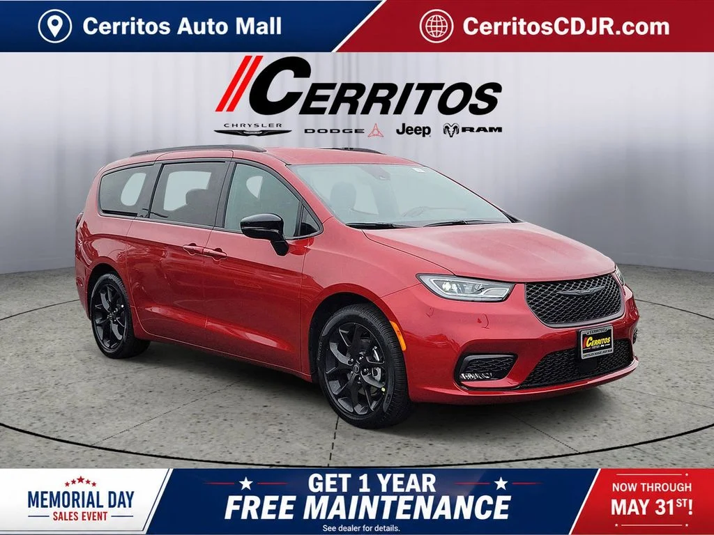 2026 Chrysler Pacifica Select's photo