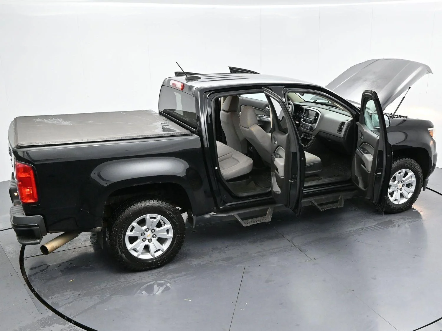 Used 2016 Black Chevrolet 2WD LT image 37