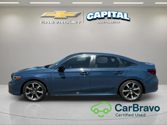 Used 2025  Honda Sport image 2