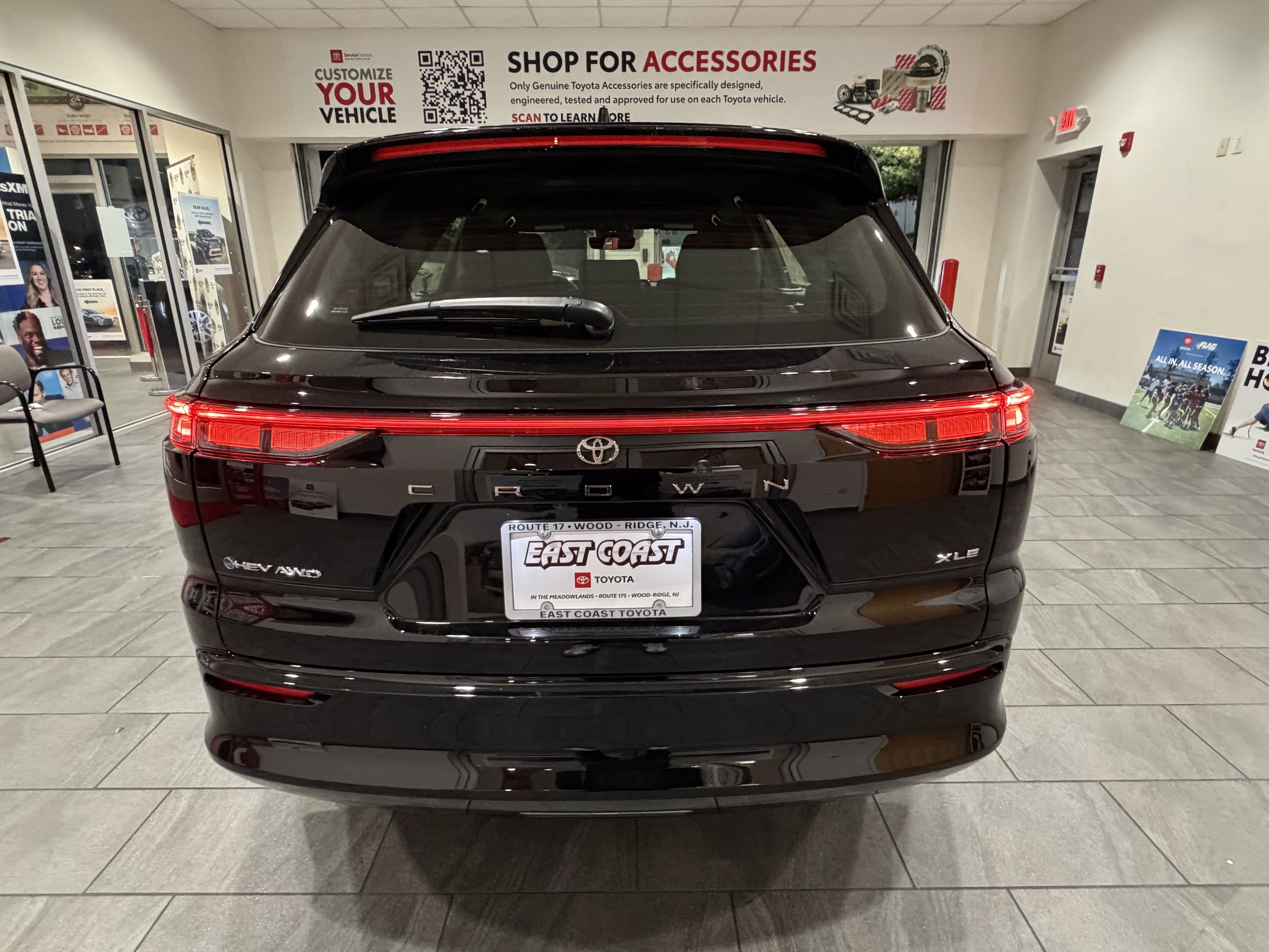 2025 Toyota Crown Signia XLE - Photo 50