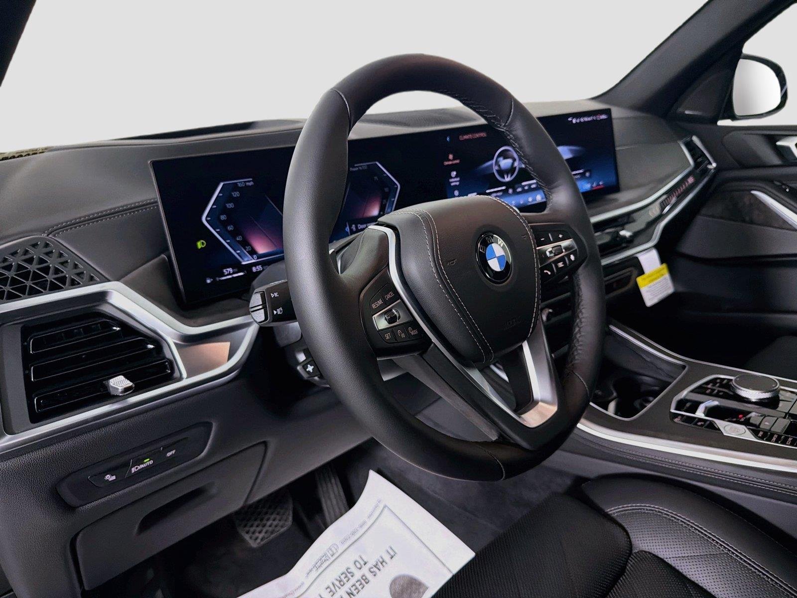 New 2026 Dravit Grey Metallic BMW sDrive40i image 9