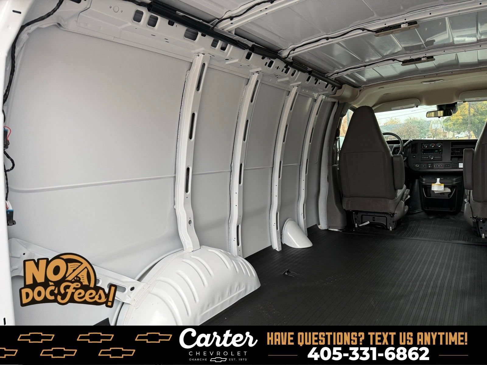 2025 Chevrolet Express Cargo Work Van - Photo 29