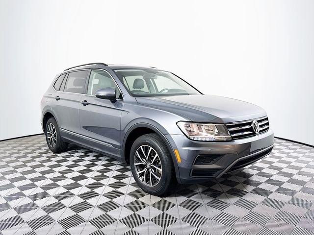 Used 2020 Gray Volkswagen 2.0T SE image 10