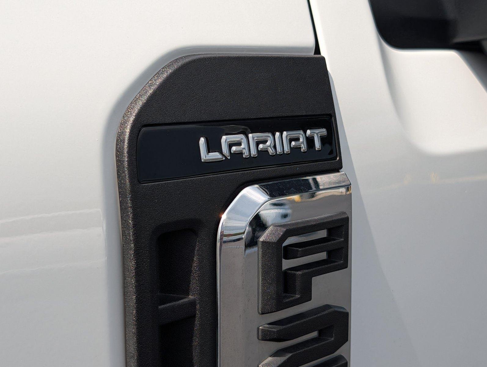 Used 2026 Oxford White Ford Lariat image 38