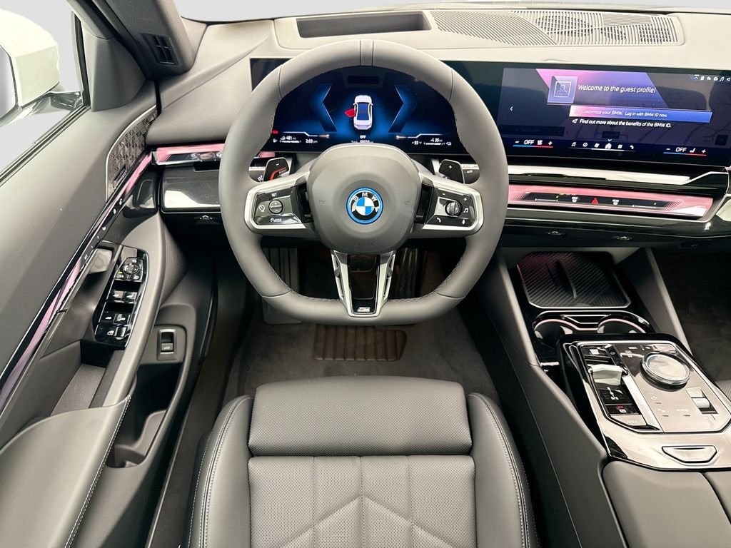 New 2027 White Metallic BMW 550e xDrive image 10
