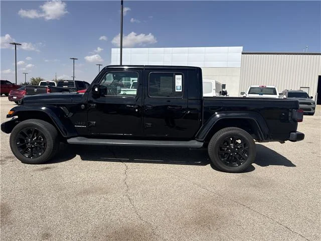 Used 2023 Black Clearcoat Jeep High Altitude 4x4 Crew Cab 5 ft. box image 4