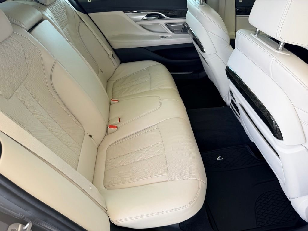 Used 2021 Gray BMW 740i image 36