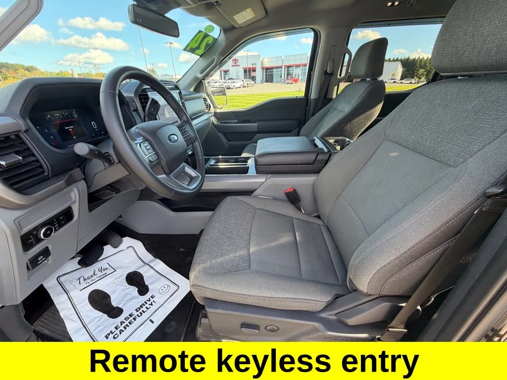 Used 2024 Brown Ford XLT image 10