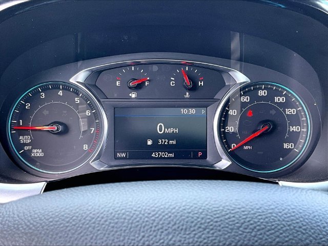 Used 2023 STERLING GRAY METALLIC Chevrolet LT Cloth image 26