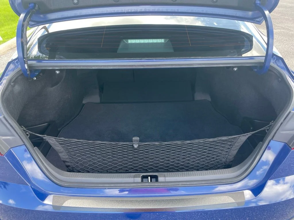 2025 Toyota Camry SE - Photo 18