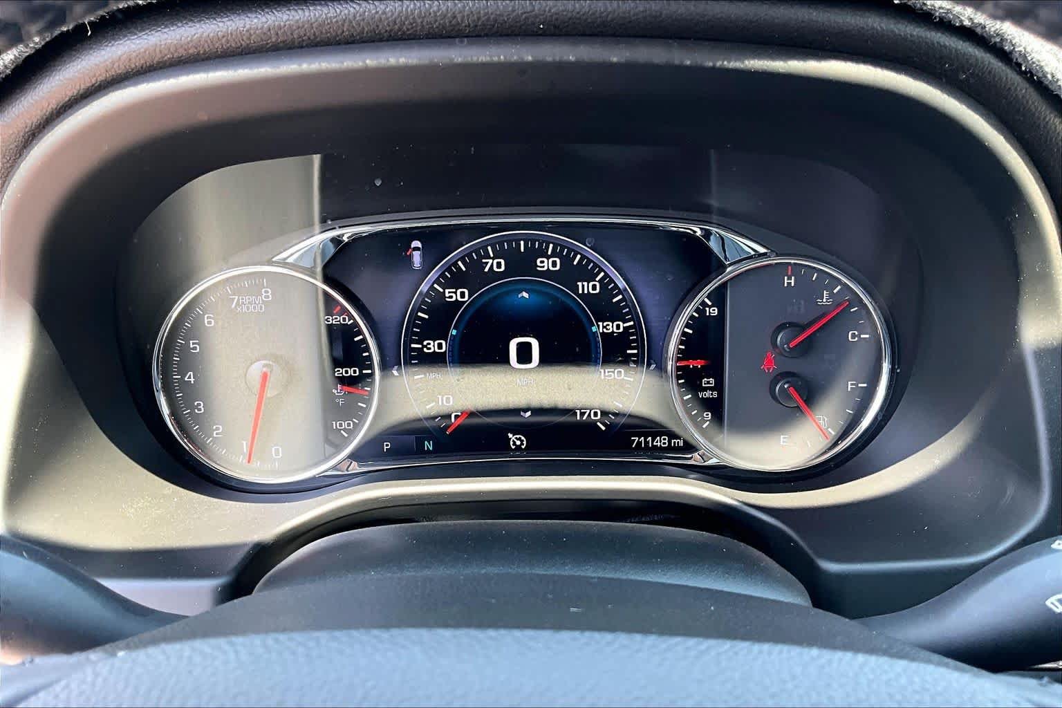 Used 2018 White Frost Tricoat GMC Denali image 22