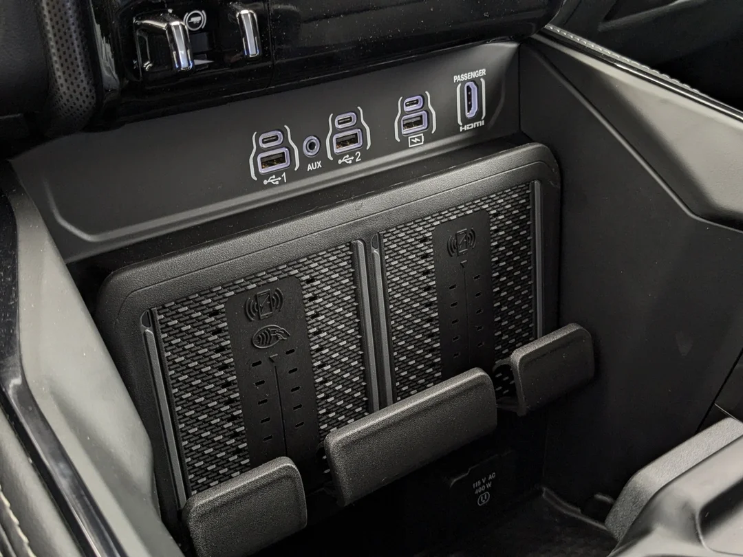 New 2026 White RAM Limited - - 5.7L HEMI V8 eTorque - 14.4 NAV Display - RamBox Cargo Sys - Surround View Cam & More! image 22