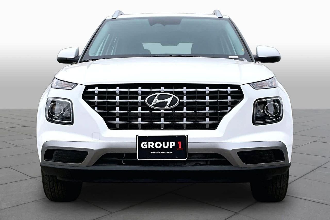 New 2026 Lunar White Hyundai SEL image 3