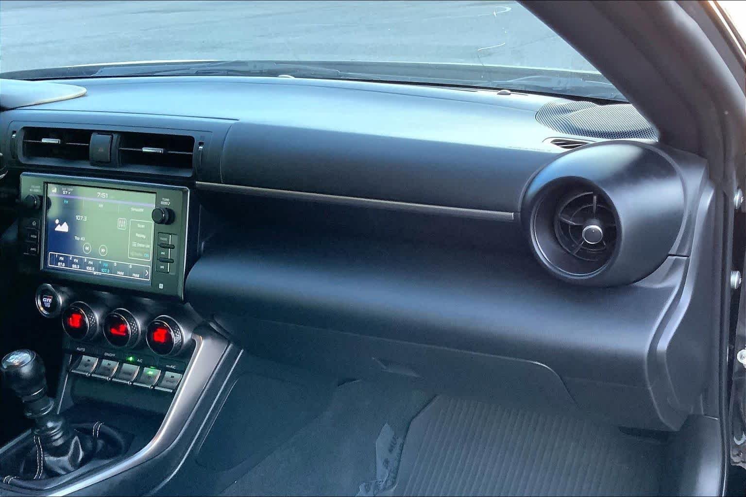 Used 2024 Raven Toyota  image 24