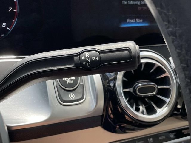 Used 2022  Mercedes-Benz GLB 250 image 25