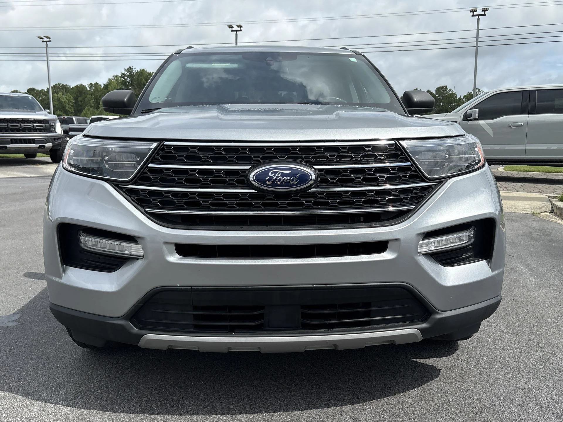 Certified Used 2023 Silver Metallic Ford XLT image 32