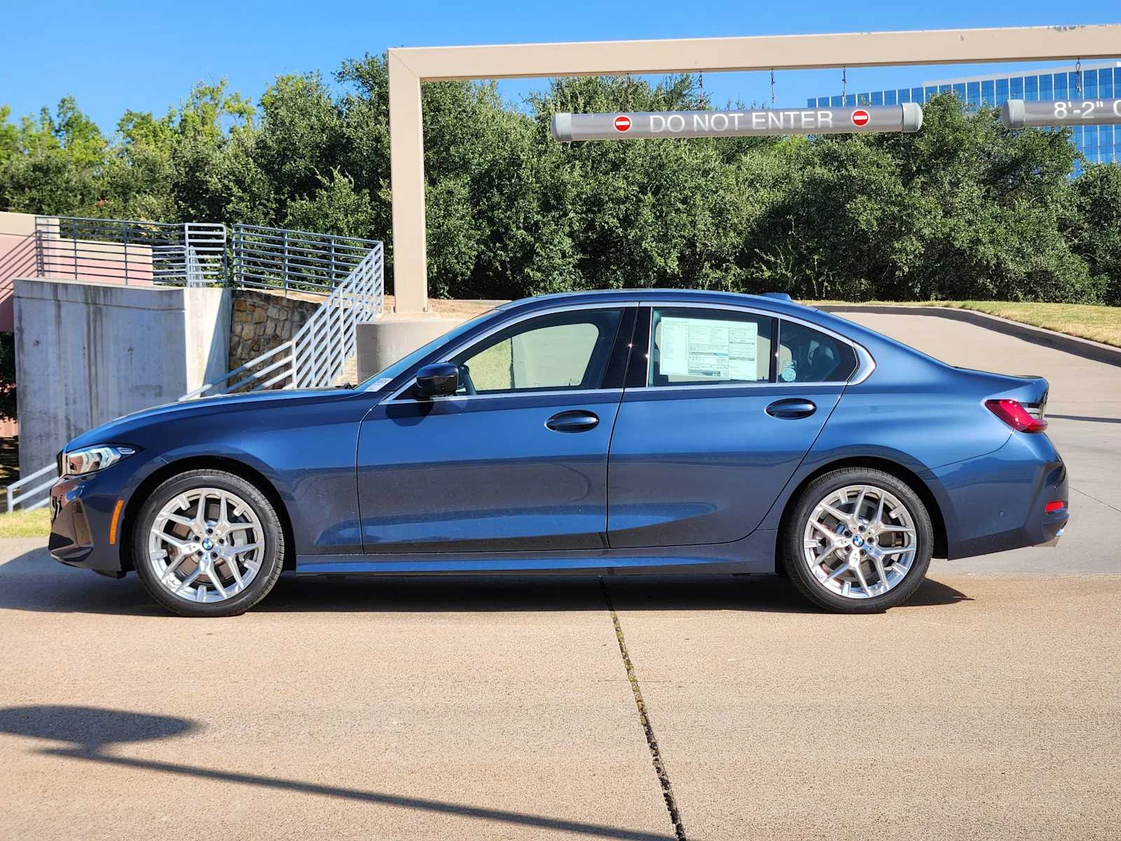 New 2026 Arctic Race Blue metallic BMW 330i NA image 2