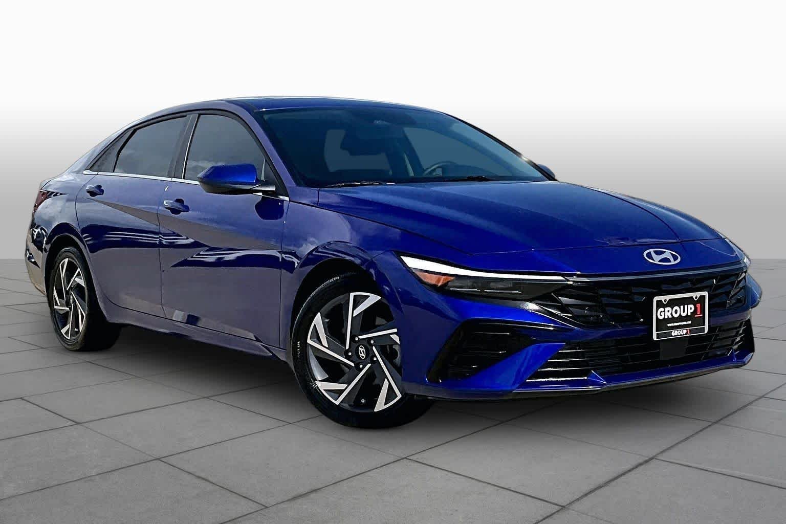 Used 2024 Intense Blue Hyundai SEL image 3