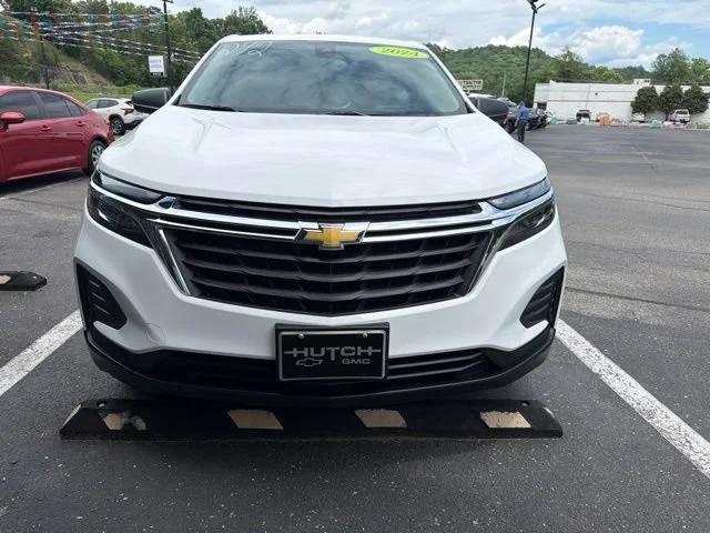 Used 2024 Summit White Chevrolet LS image 7