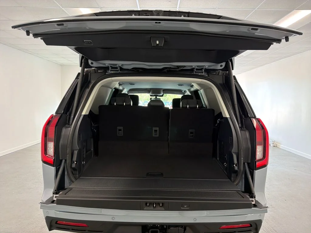 New 2027 Gray Ford Active image 8
