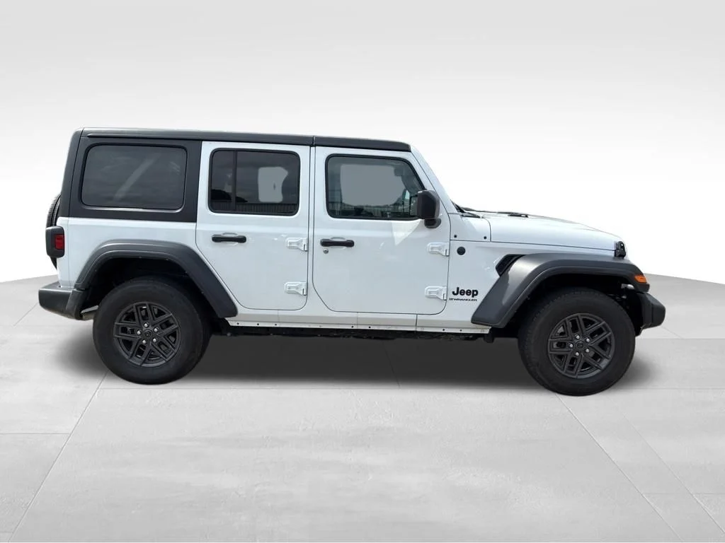 Used 2024 White Jeep Sport S image 7