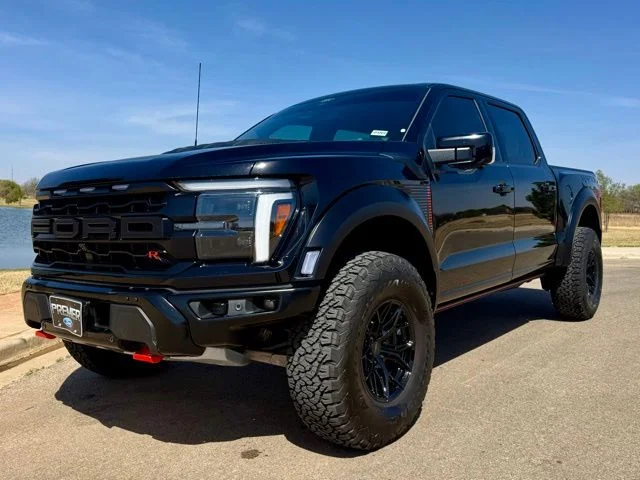 2025 Ford F-150 Raptor 4x4 SuperCrew 5-1/2 Box's photo