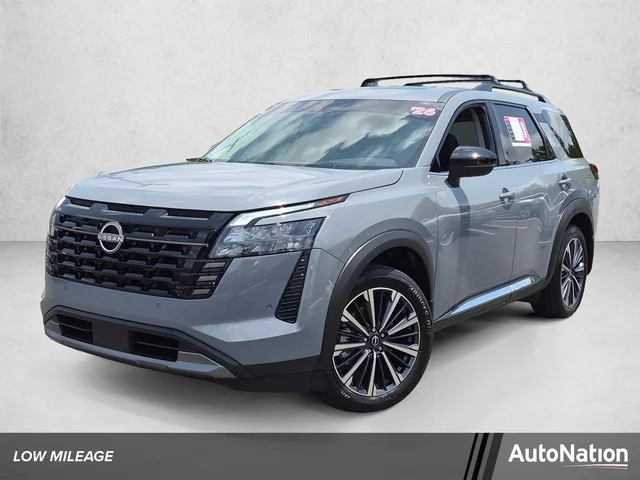 2026 Nissan Pathfinder Platinum
