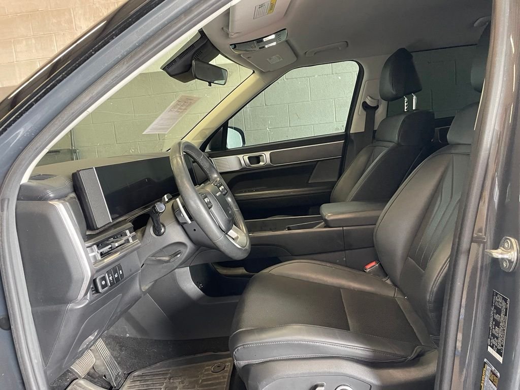 Used 2024 Gray Hyundai SEL image 10