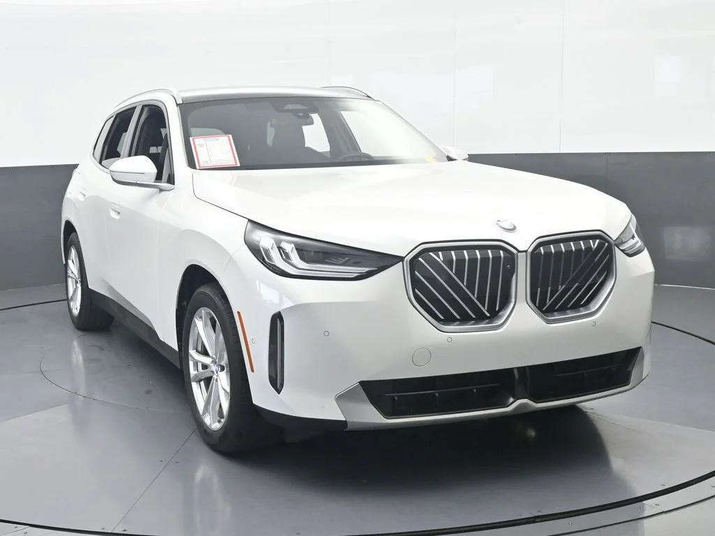 2025 BMW X3 30 - Photo 9