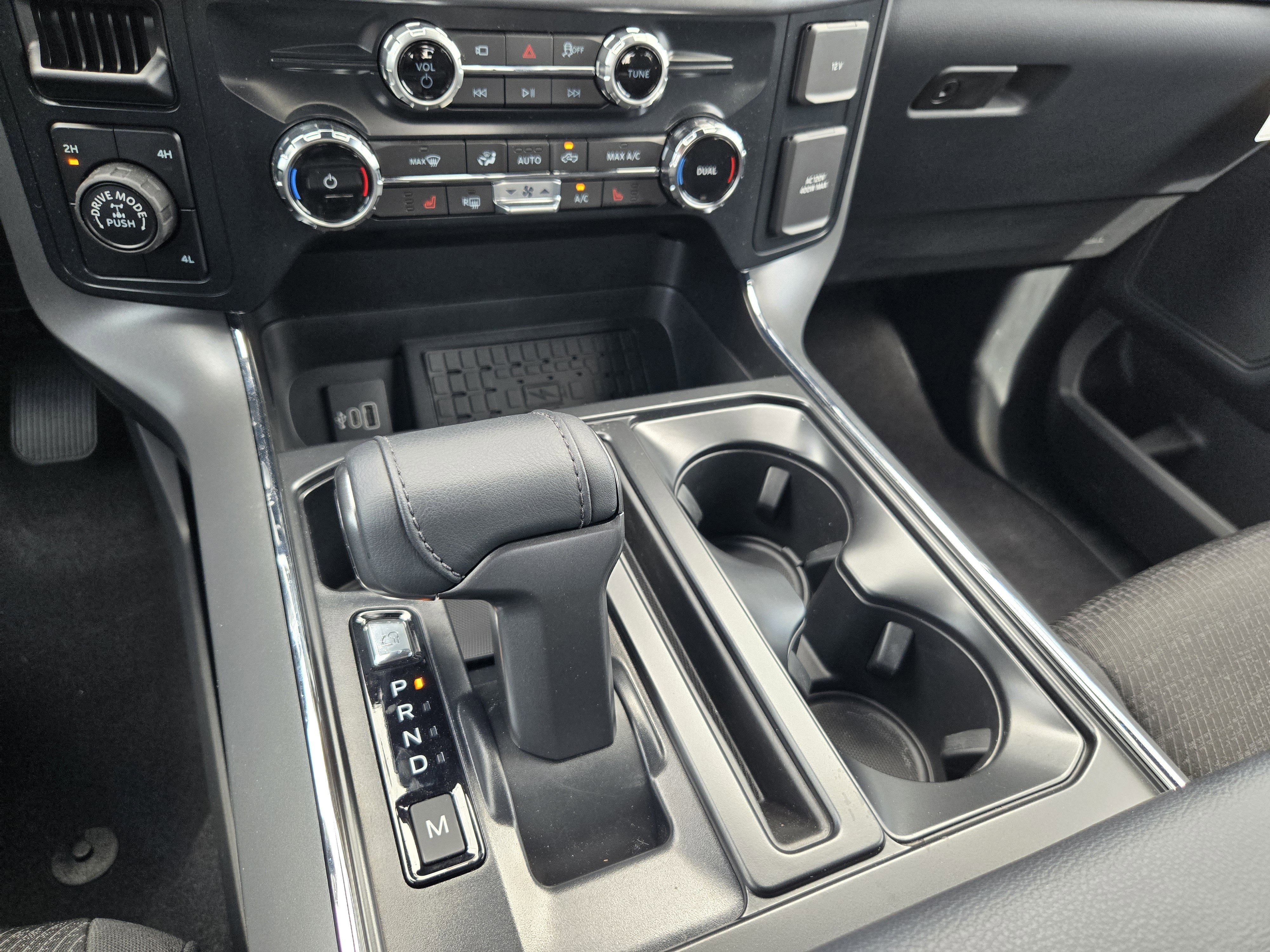 New 2026 Avalanche Ford XLT image 14