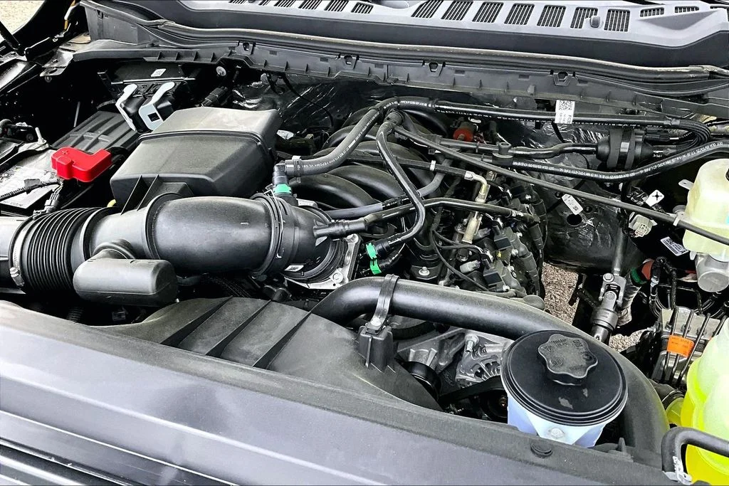 New 2026 Gray Ford F-350® Lariat® image 33