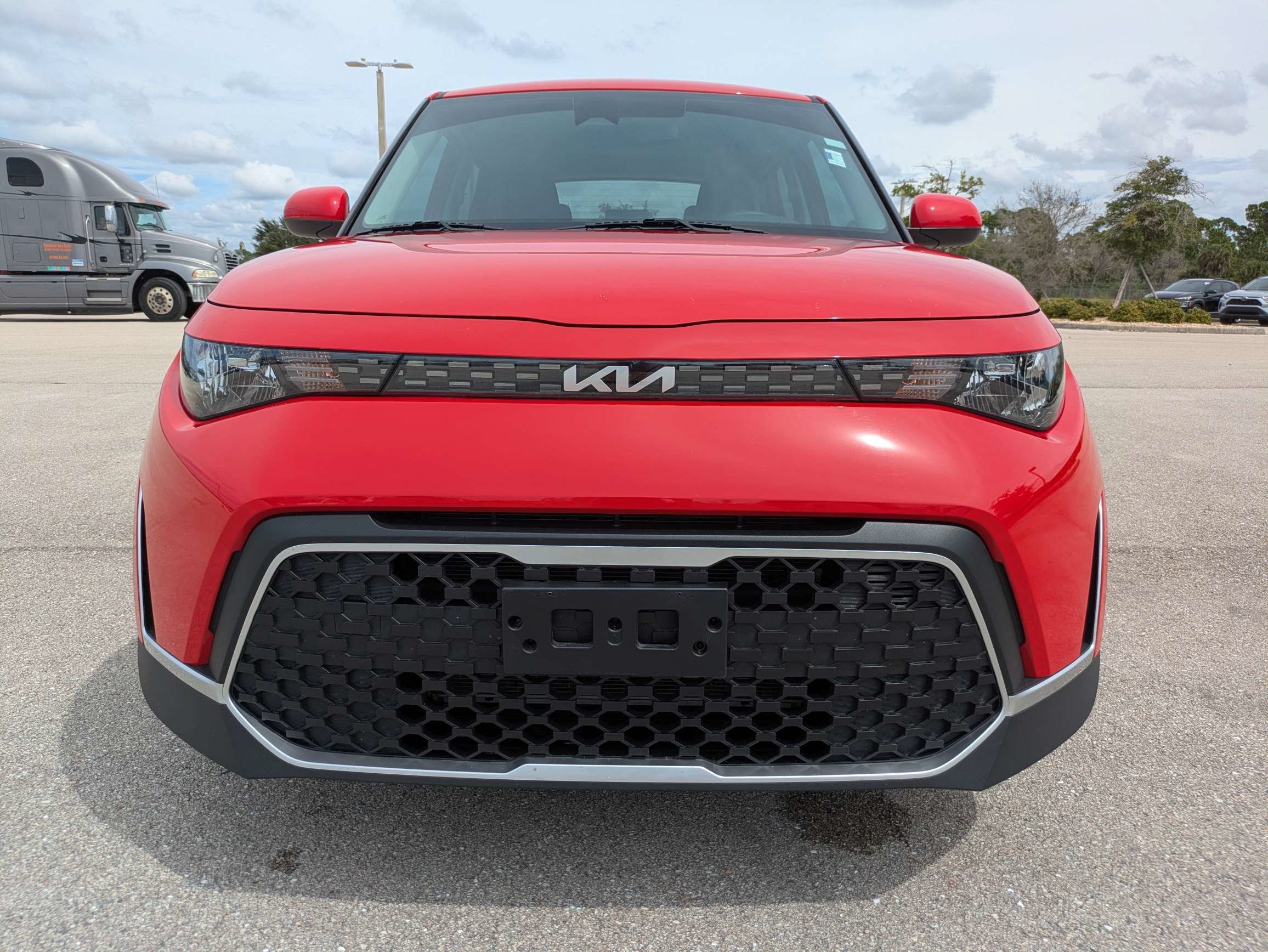 Used 2025 Inferno Red Kia LX image 9