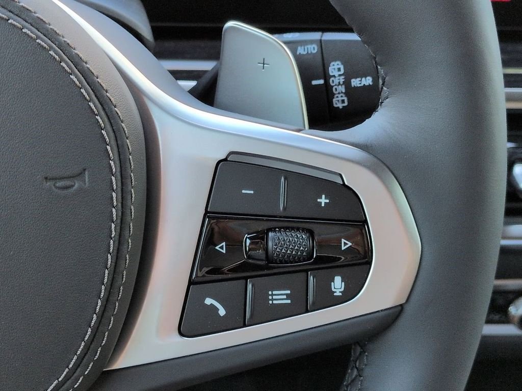 New 2026 Brooklyn Grey Metallic BMW xDrive40i image 27