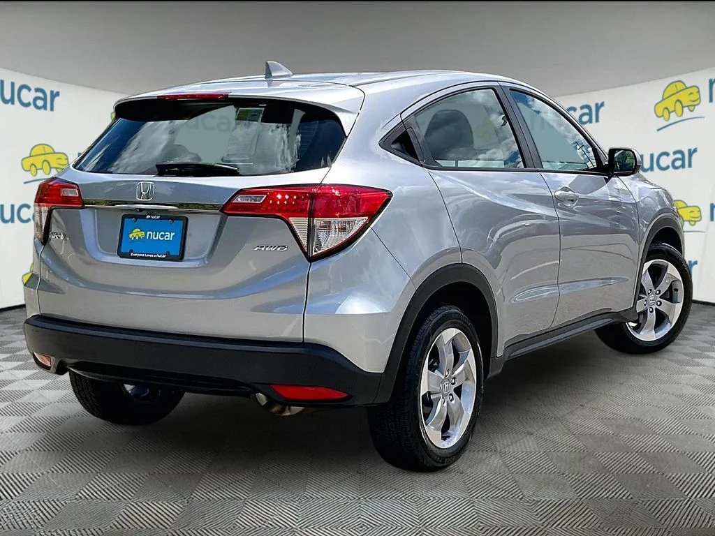 Certified Used 2019 Silver Honda LX image 6