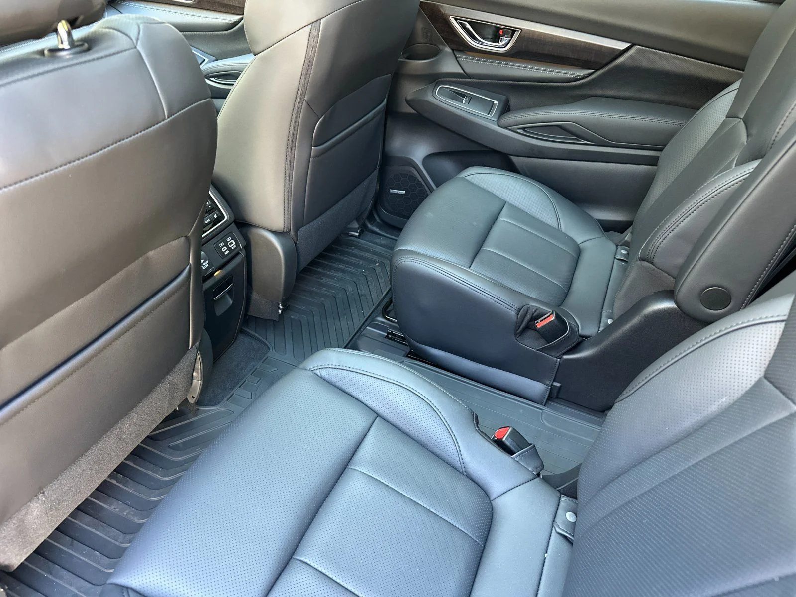 New 2026 ICE SILVER METALLIC Subaru Touring 7-Passenger image 12