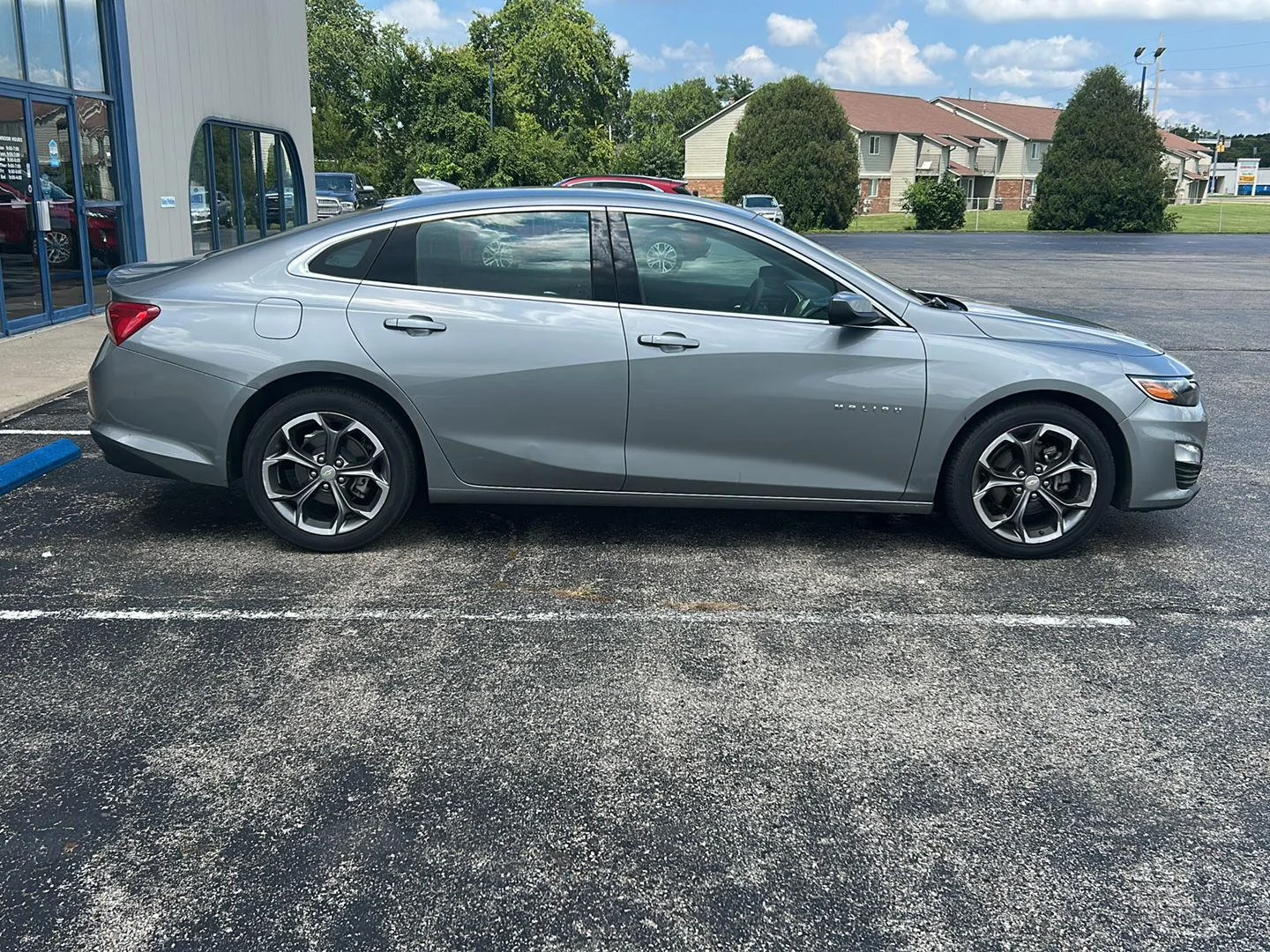 Used 2024 Sterling Gray Metallic Chevrolet LT image 7