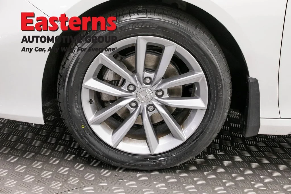 Used 2021 White Honda LX image 31