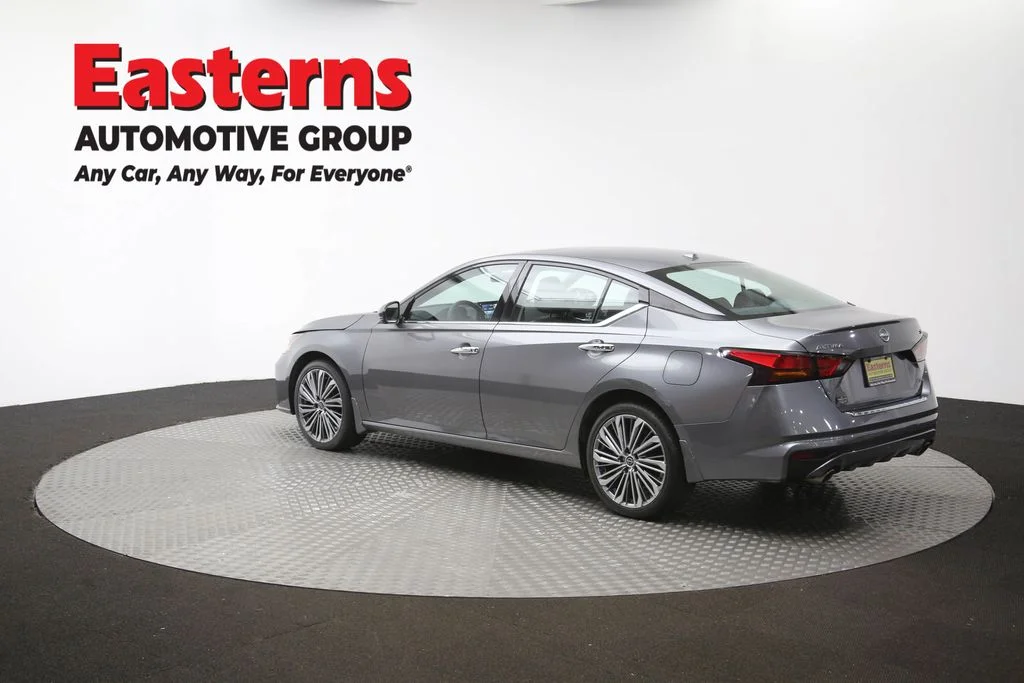 Used 2023 Gray Nissan 2.5 SL image 56